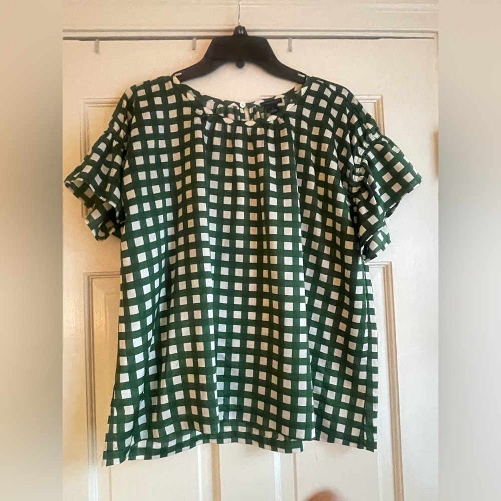 Ann Taylor Grren Gingham Blouse